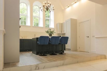 The Vestry 16