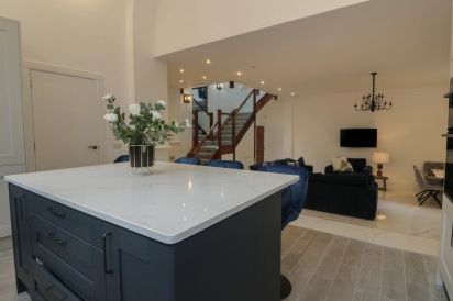 The Vestry 9
