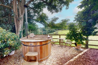 The Woodman's Hut wood-fired hot tub!