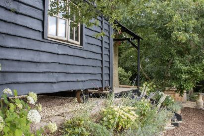 The Shepherd's Hut Near Periton 22