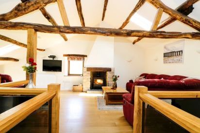 Three Peaks Holiday Barn 8