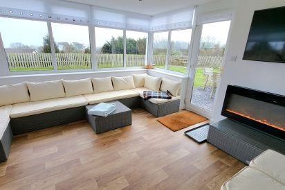 Top Of The Lane Luxury Holiday Apartment 35