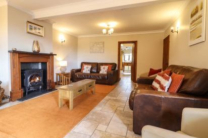 Ty Newydd 11