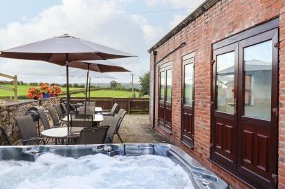 Ty Newydd 57