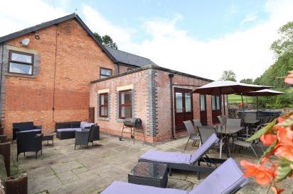 Ty Newydd 62