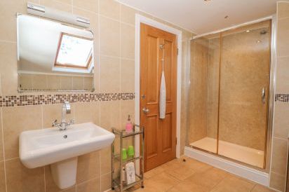 Tyddyn Goronwy Beach Cottage, Talybont, North Wales  16