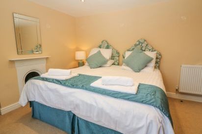Tyddyn Goronwy Beach Cottage, Talybont, North Wales  20