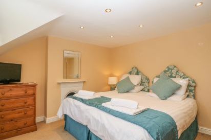 Tyddyn Goronwy Beach Cottage, Talybont, North Wales  22