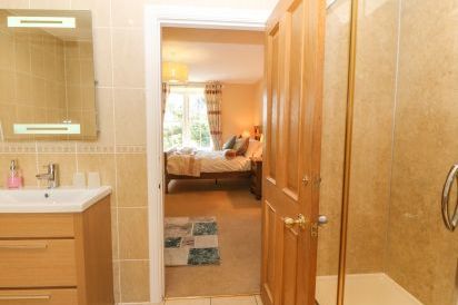 Tyddyn Goronwy Beach Cottage, Talybont, North Wales  32