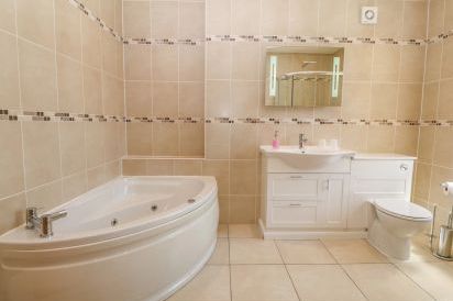 Tyddyn Goronwy Beach Cottage, Talybont, North Wales  39