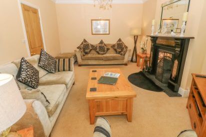 Tyddyn Goronwy Beach Cottage, Talybont, North Wales  9