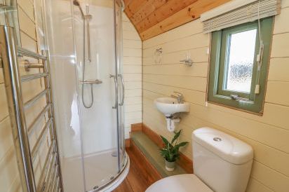 Valley View Cabin 10