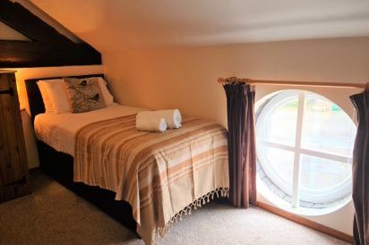 Williams Hayloft - 5 Star with Swimming Pool & Toddler Area 21