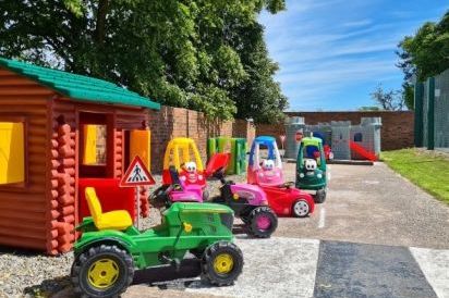 Williams Hayloft - 5 Star with Swimming Pool & Toddler Area 4
