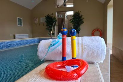 Williams Hayloft - 5 Star with Swimming Pool & Toddler Area 24