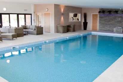 Woodlands High Quality Farmhouse sleeps 14 2