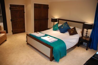 Woodlands High Quality Farmhouse sleeps 14 5