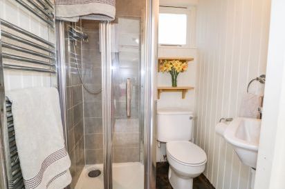 Woodmancote Holiday Lodge 16