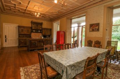Woodside House 11