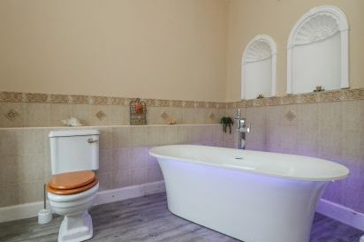 Woodside House 24