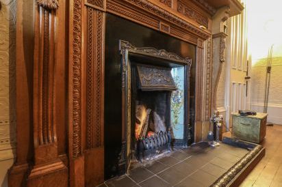 Woodside House 7