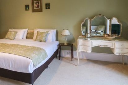 Woodside House 22