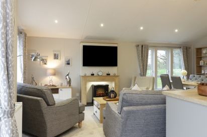 Woodstock Lodge 2