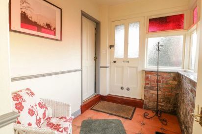 Wychwood Pet-Friendly Cottage, North York Moors & Coast  3