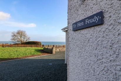 Yr Hen Feudy 3