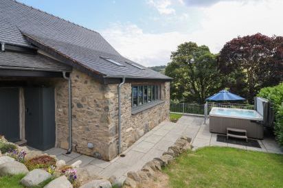 Ysgubor Tyddyn Isaf 2