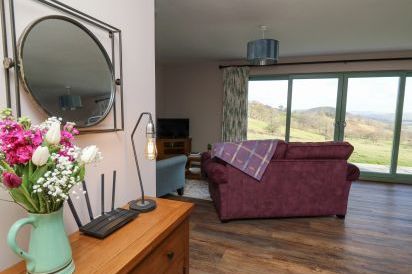 Ystrad Wen 10