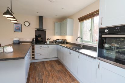Ystrad Wen 14