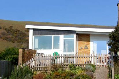 Bay View Beach Cottage, North Wales 