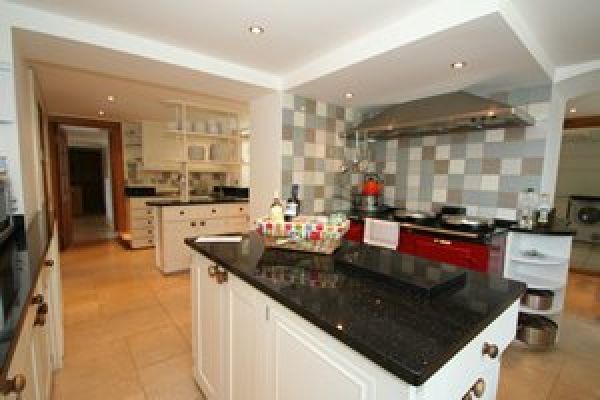 Large luxury country house to rent Pembrokeshire Wales