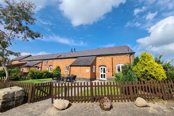 Williams Hayloft - 5 Star with Swimming Pool & Toddler Area 2