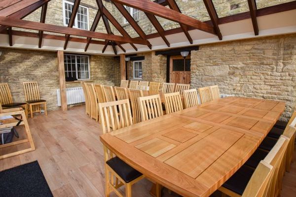 The Cotswold Luxury Manor Hall with Hot Tub & Games Barn 2