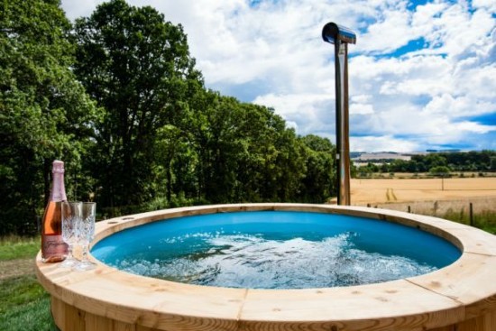 Tweed hot tub lodge, Scottish borders