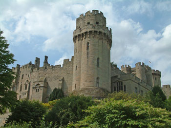 Discover Warwick Castle on a Luxury Cottage Holiday